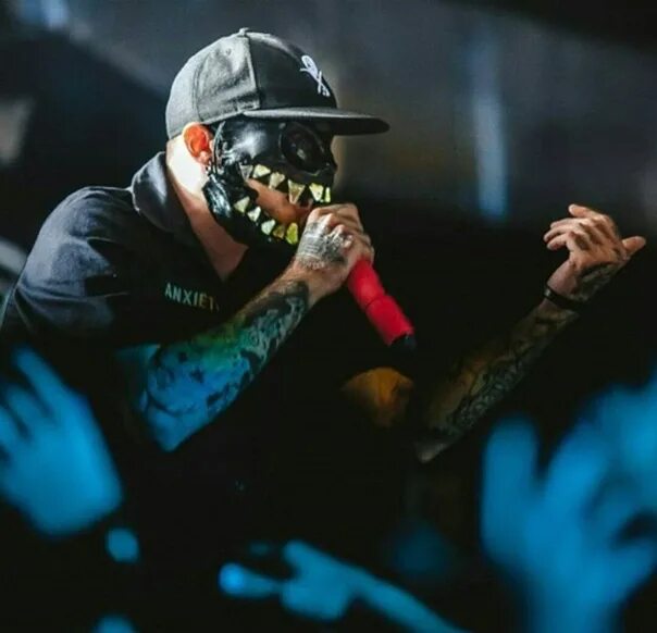 Охра рэпер. Охра рэпер. Джонни рудбой. Бэк мс оксимирона. Ваня рудбой охра.