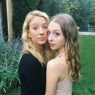 Yael Grobglas Sexy (26 Photos) .