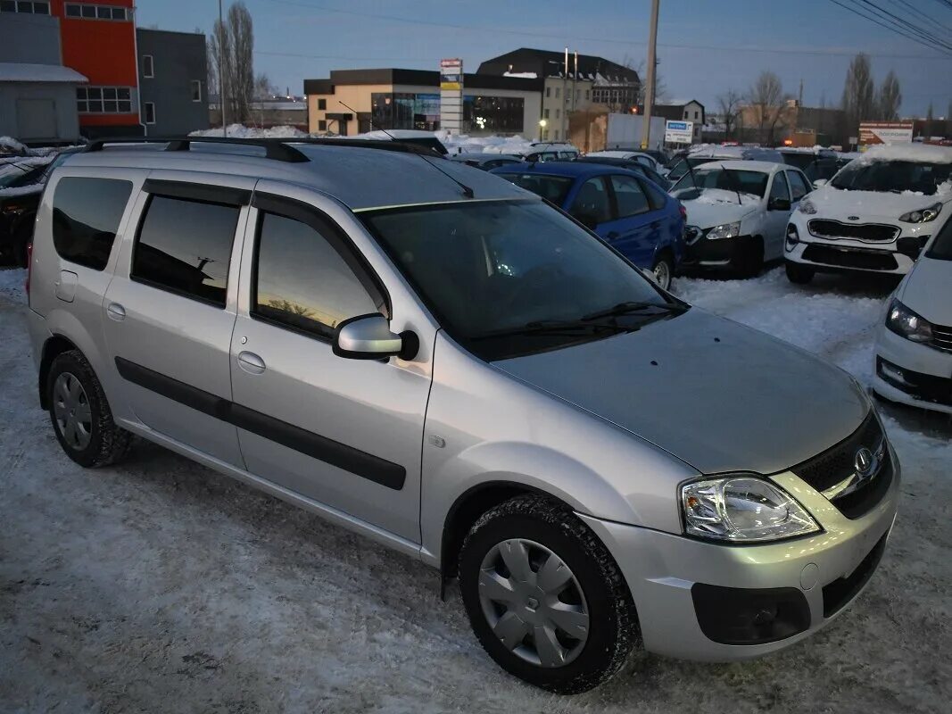 Ларгус авито. Черный Ларгус авито. Музыкальный Ларгус на авито. Авито ларгус б у