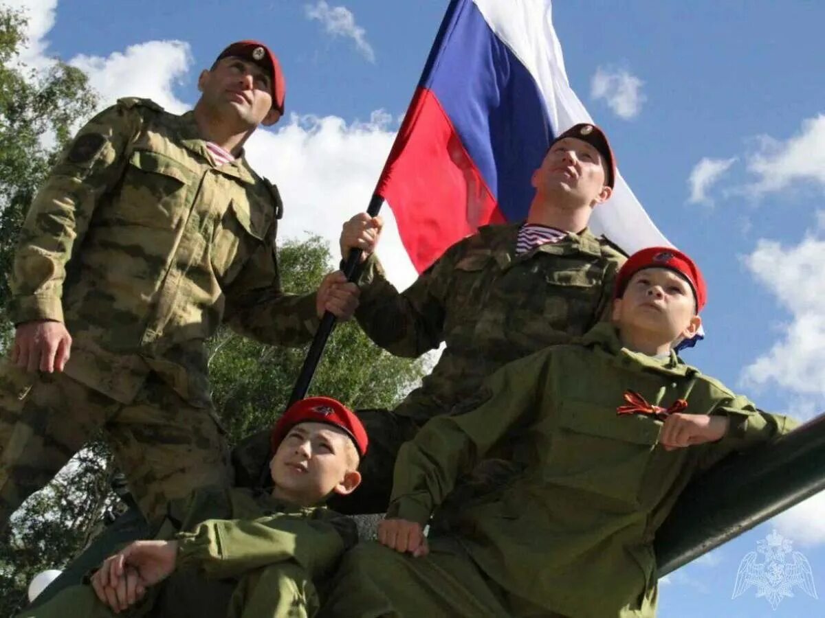 Военно-патриотические мероприятия. Патриотичный настрой. Патриотизм. Массовый героизм советских людей на фронте и в тылу. Патриотичный настрой.