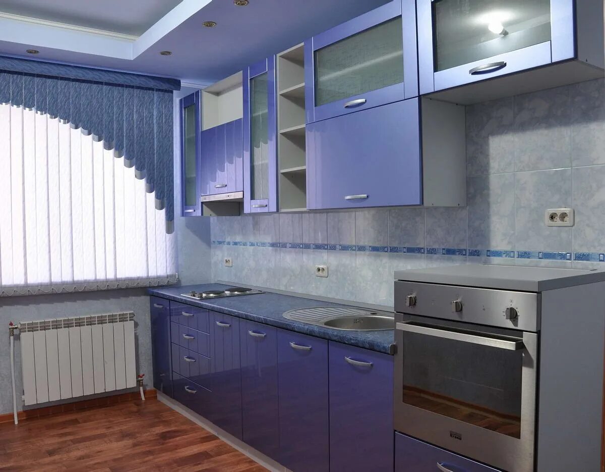 Ремонт кухни фото. Кухня под ключ с мебелью. Дешевый ремонт кухни. Кухня с дизайном и техникой под ключ. Эконом ремонт кухни.