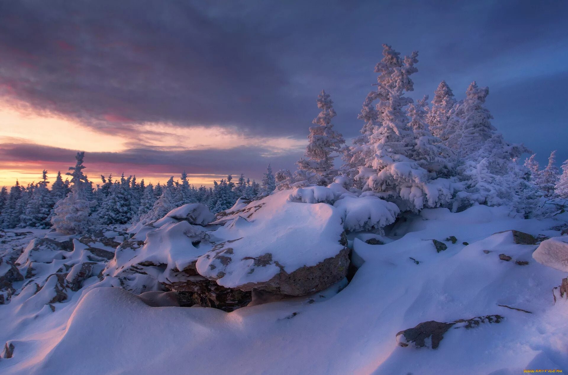 Природа зима. Зима в России. Зимой. Зима снег.