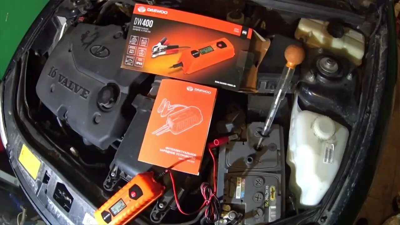 Зарядка аккумулятора daewoo. Зарядное для аккумулятора daewoo dw800. зарядное устройство daewoo hy 1500. интеллектуальное зарядное устройство daewoo dw. daewoo dw 700 expert двигатель.
