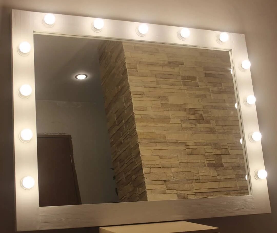 Day mirror. Day mirror. Day mirror. Фото мэтта из eddsworld. Day mirror.