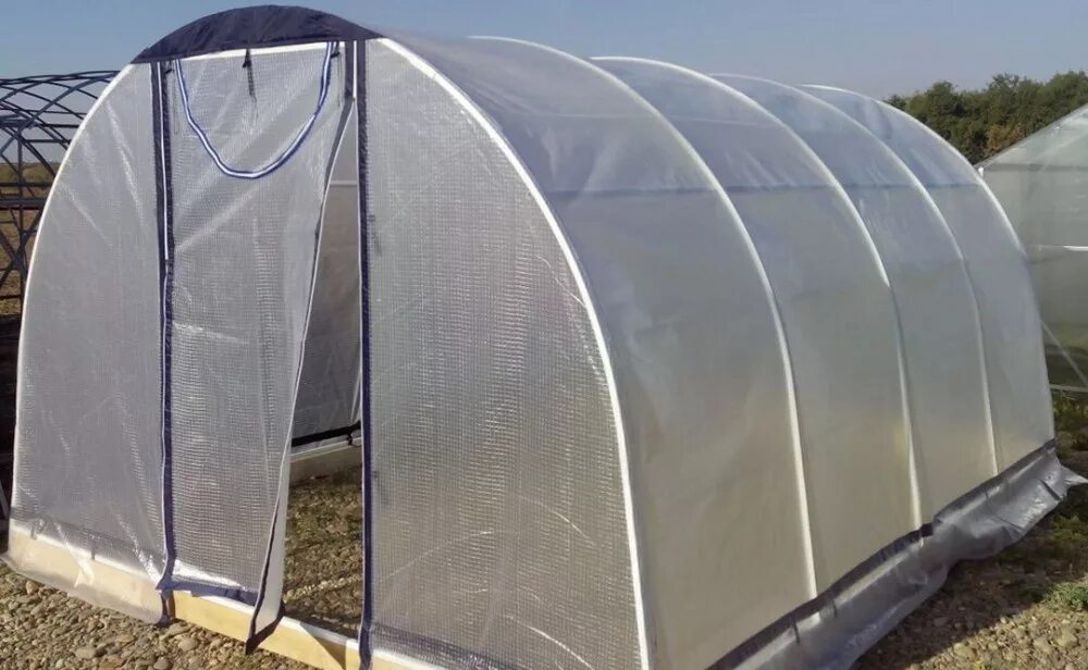 Теплица светлица 4 м с чехлом из армированной пленки. Чехол из армированной пленки на теплицу 6х3х2. Теплица светлица 4 м с чехлом из армированной пленки. Теплица светлица 4 м с чехлом из армированной пленки. Теплица ларгуша с армированной.