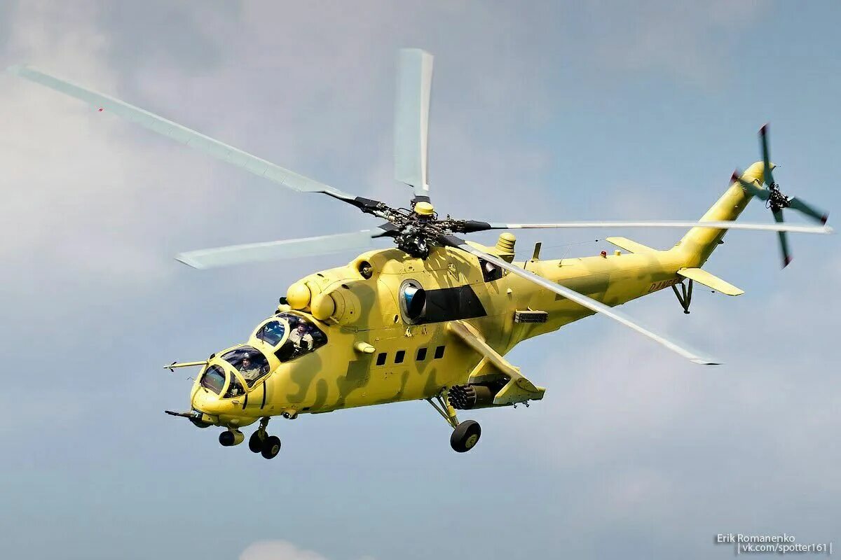 Ми-35м вертолёт. Ми-35 вертолет. Ми-35 крокодил. Ми-35м вертолёт вертолёты России.