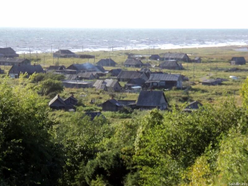 Хоэ сахалинская область. В какой стране находится хоэ вэри. Село мангидай сахалинская область. Пахоэ хоэ. Постройки.