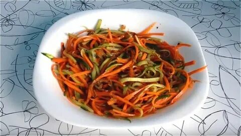 Огурцы по корейски с морковью и чесноком
