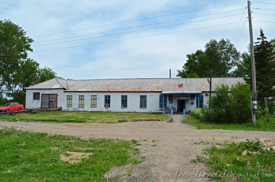 Саратовка соль-Илецкий район. Соль Илецк село Саратовка. Сельсовет село Саратовка. С Саратовка Оренбургская обл.