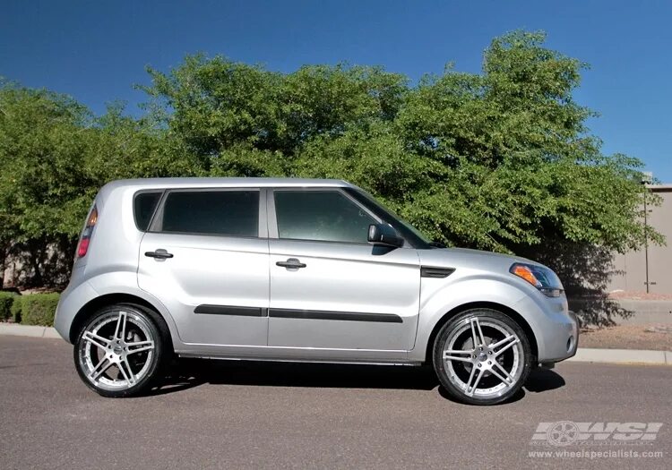 KIA Soul (2G) 1.6 бензиновый 2017 GT на DRIVE2