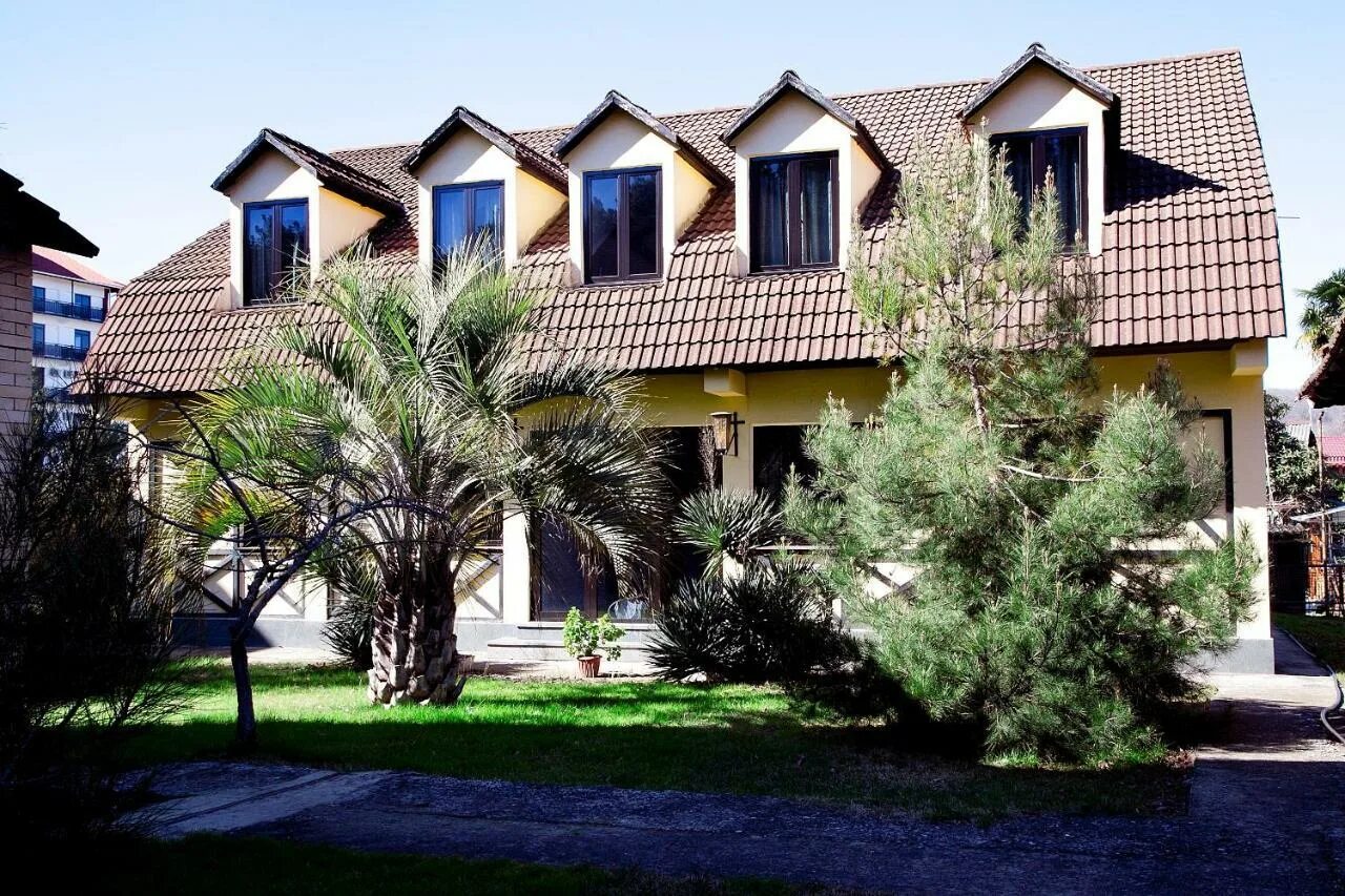 Отель апсара в пицунде. Отель апсара пицунда. гостиница апсара лдзаа. апсара абхазия пицунда. отель апсара в пицунде абхазия.