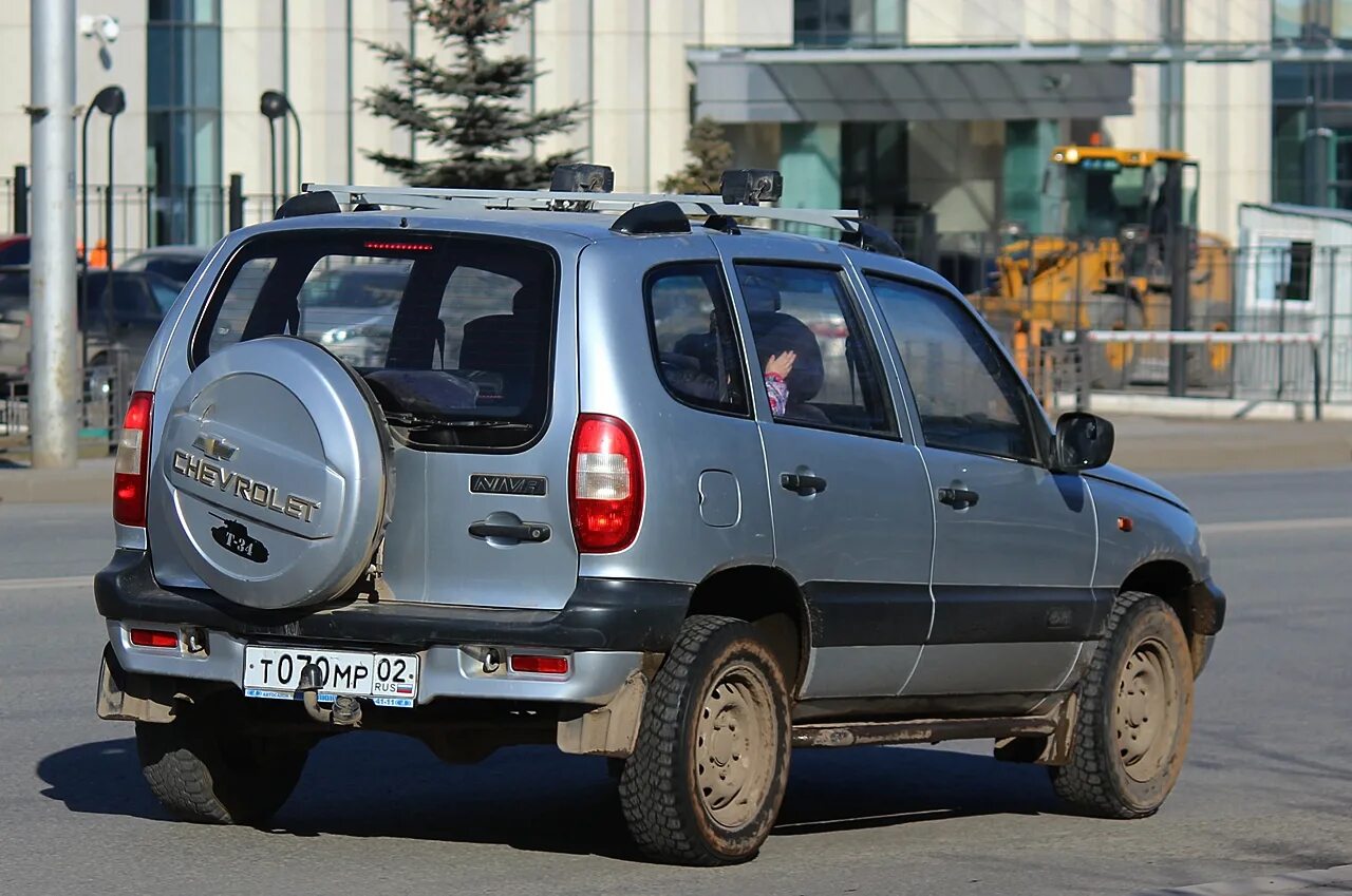 Автомобили ваз 2123