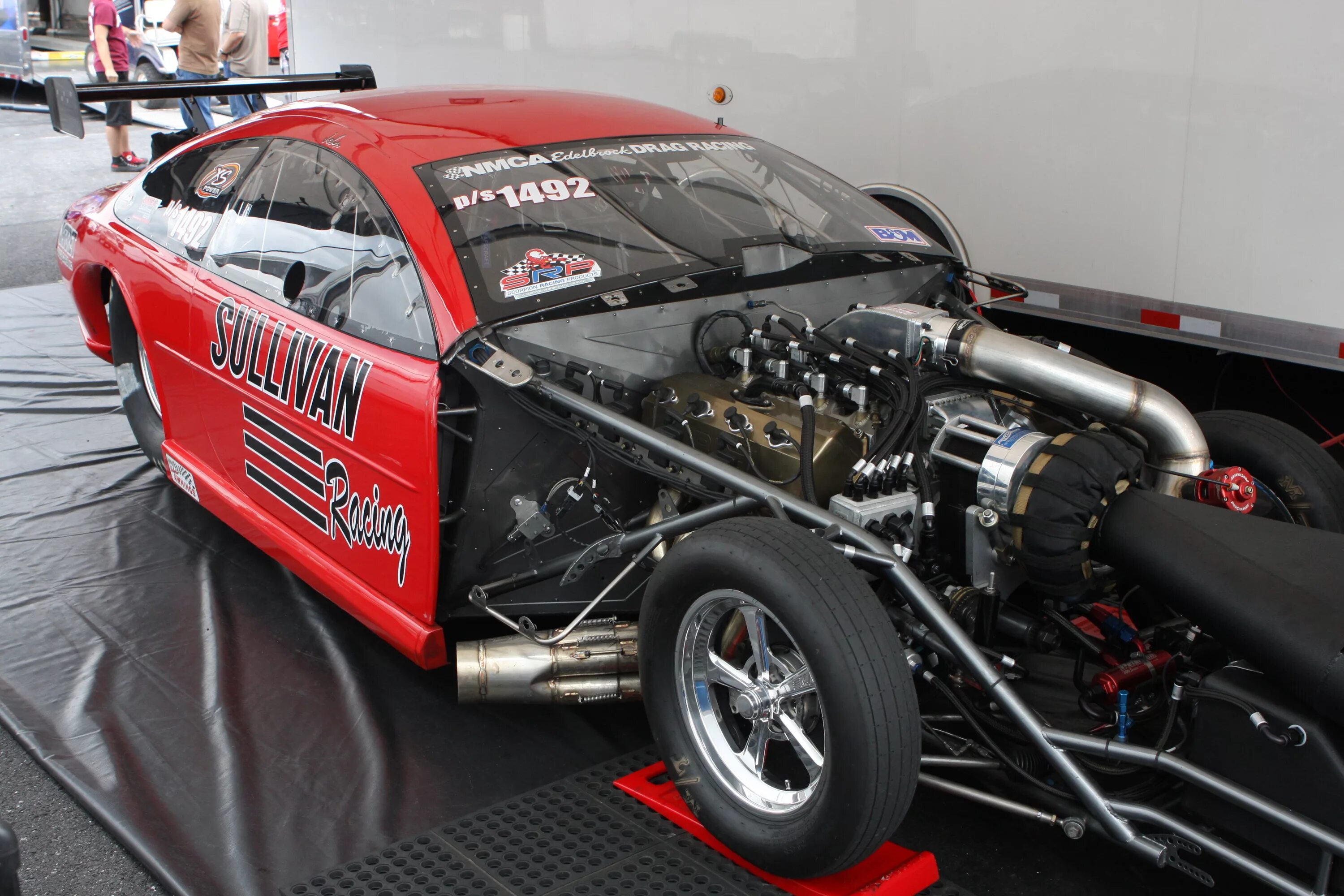 Drag to install