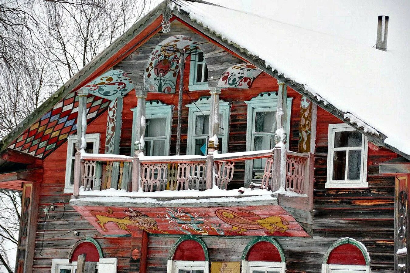 Отделка дома архангельск. Мезонин светелка. архангельский дом расписной. расписная изба переславль залесский.