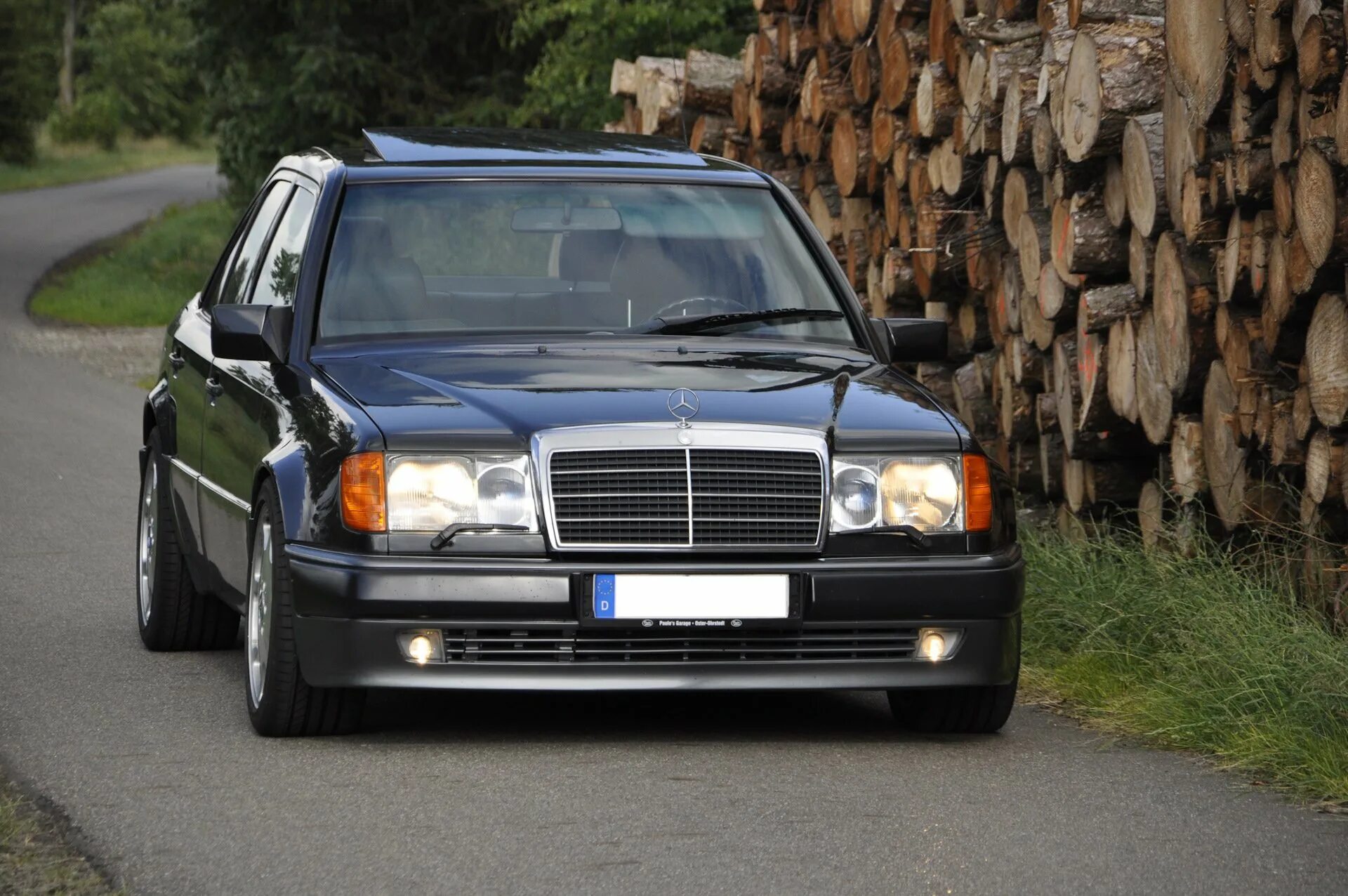 Е500. Mercedes benz w124 e500. E124 мерседес. Е500. Е500.