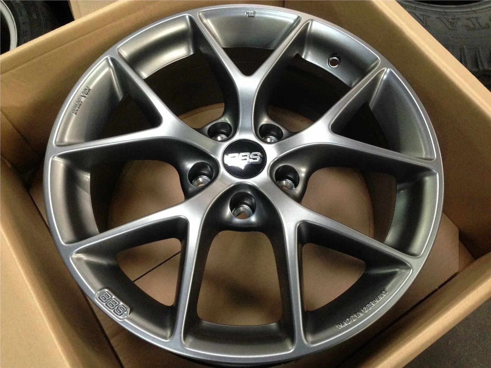 Литые диски б у 17. Литые диски б у 17. Диски audi a4 b6 r17. Диски citroen c4 r16. Литые диски ситроен с4 седан.