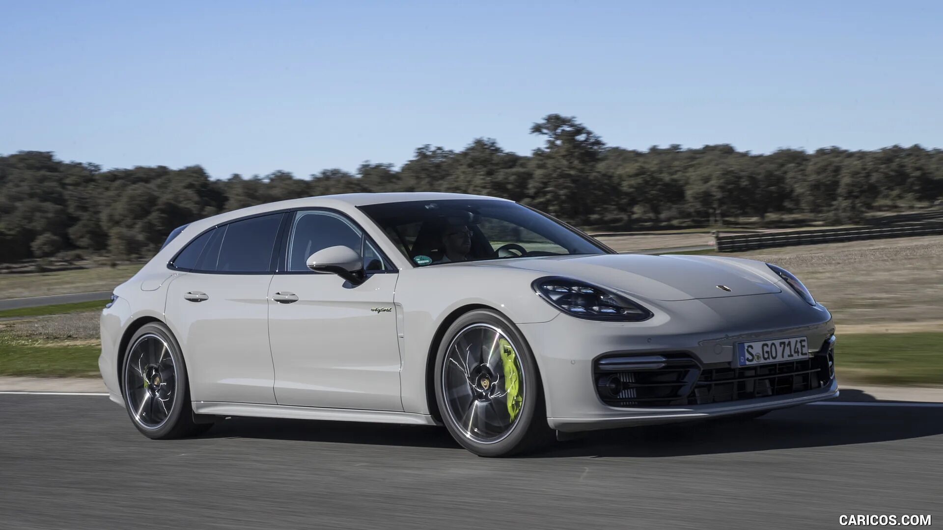 Porsche panamera turbo s e hybrid. Порше panamera 2022. Поршень банамера турбо. Порше панамера турбо s 2021. Порше панамера 2021.