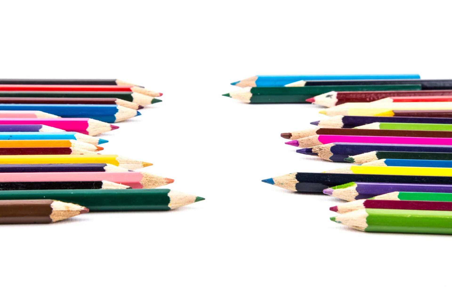 Картинка 6 карандашей. Coloured Pencils картинка с надписью. А4 картинки карандашом. Карандаши картинка изогнутые на белом фоне.