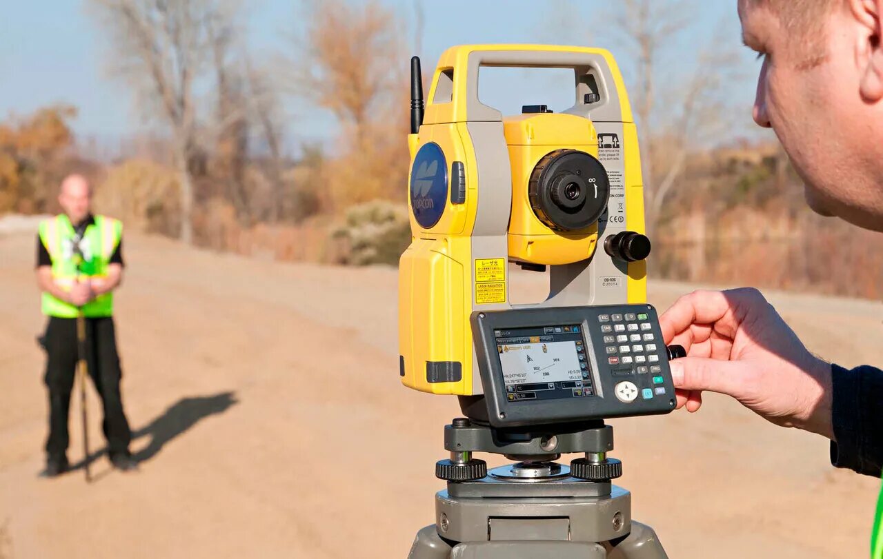 Тримбл сокиа тахеометр. Роботизированный тахеометр topcon gt-505. Тахеометр что это. Тахеометр topcon os-103l. Тахеометр leica flexline ts10.