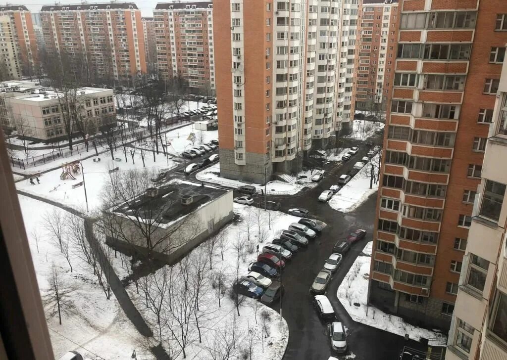 Московские Зарисовки - Город Улица Газопровод