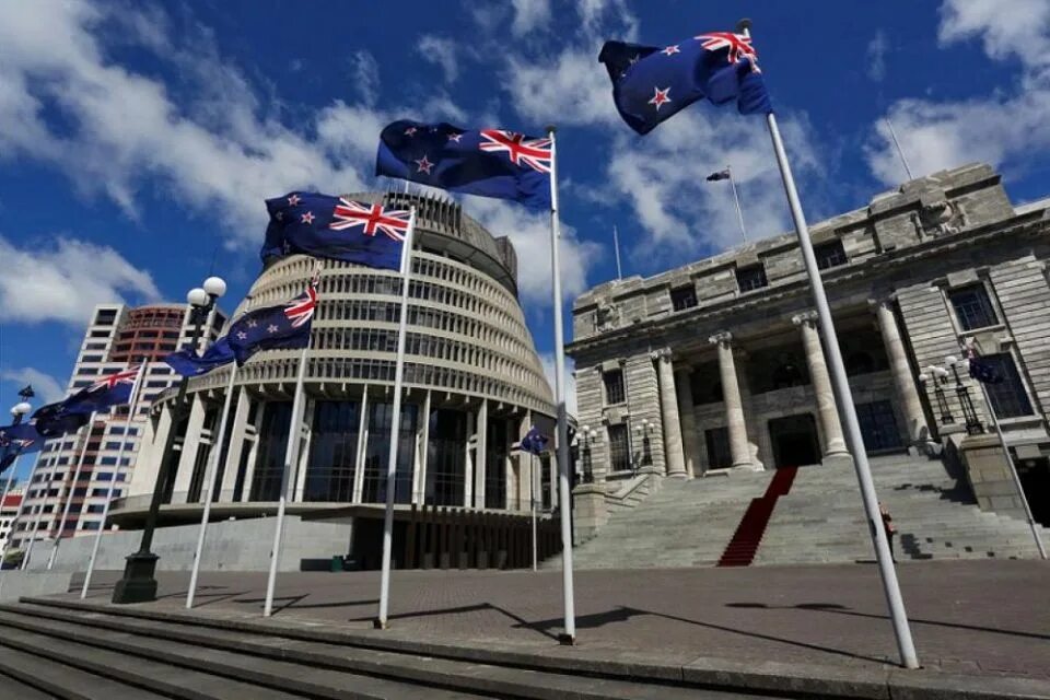 Резервный банк новой зеландии. Резервный банк новой зеландии (центральный банк страны) здание. Веллингтон здание парламента. Национальный герб новой зеландии. Веллингтон дворец правительства.