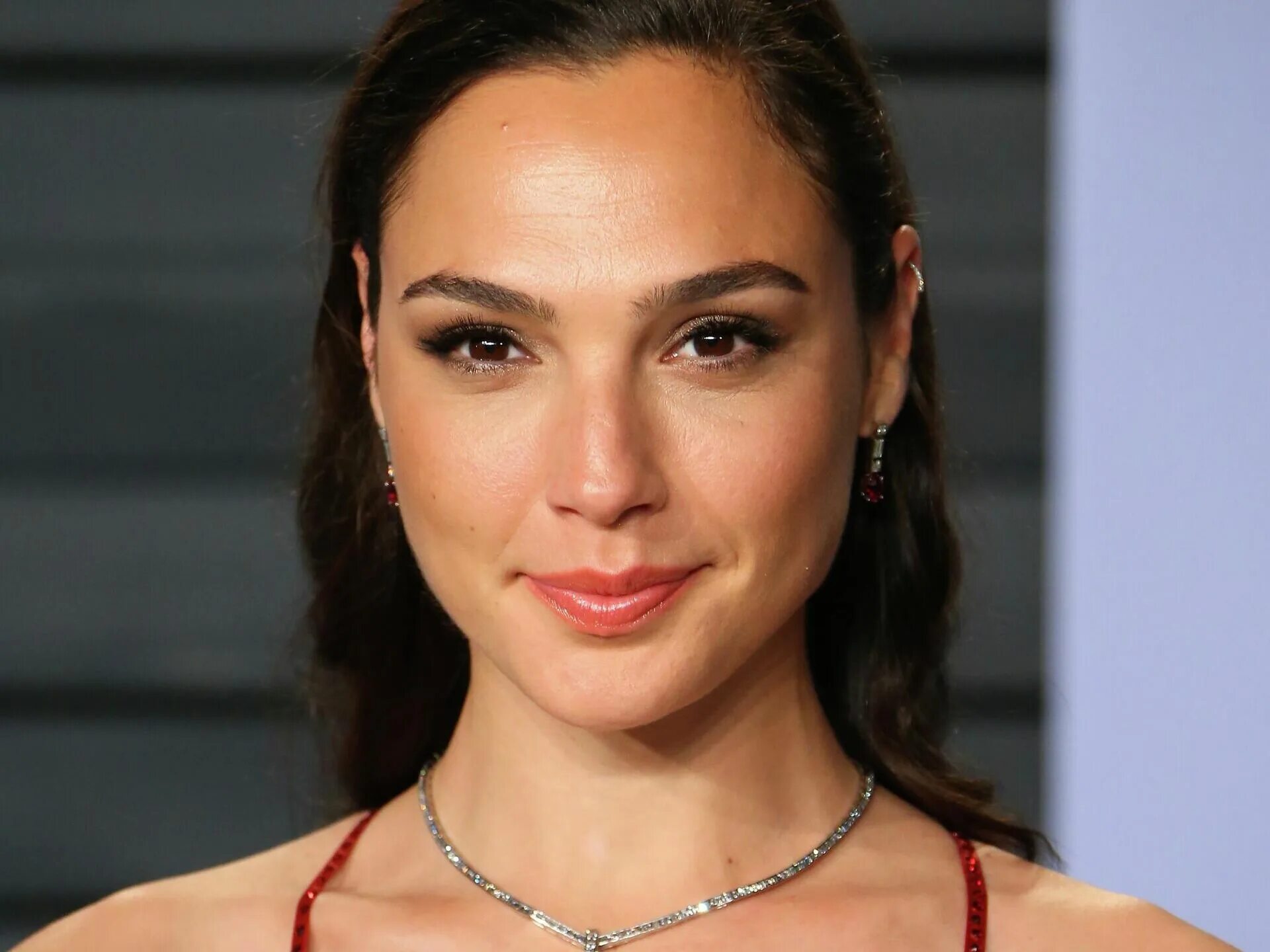 Галь гадот (gal gadot). Галь гадот фото. Галь гадот 2021. Галь гадот 2018. Галь новости.