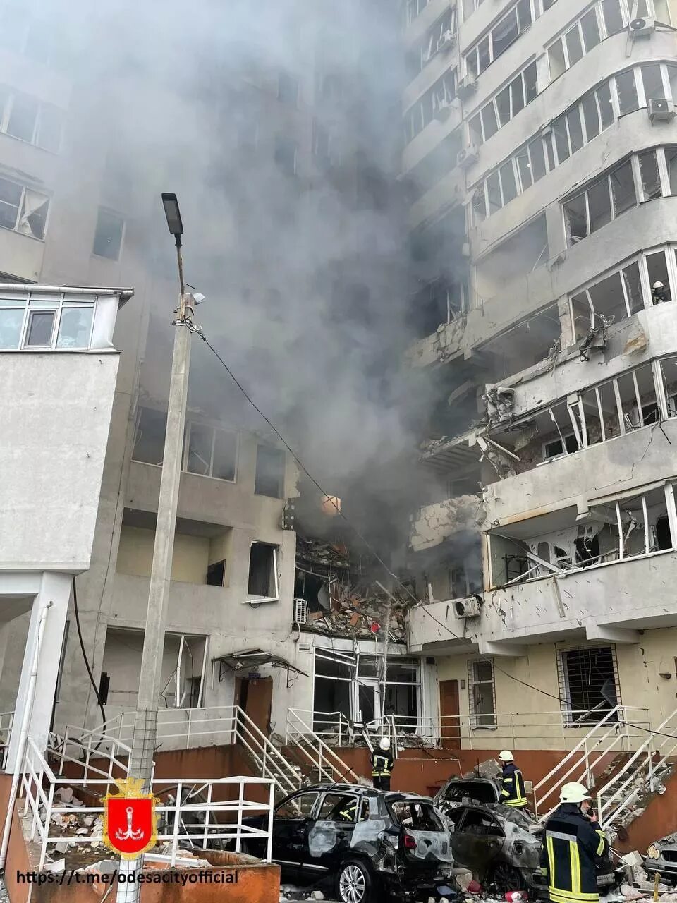 Сколько погибших в одессе. Взрывы в Одессе. Одесса взрыв ракета в дом. Обстрел Одессы.