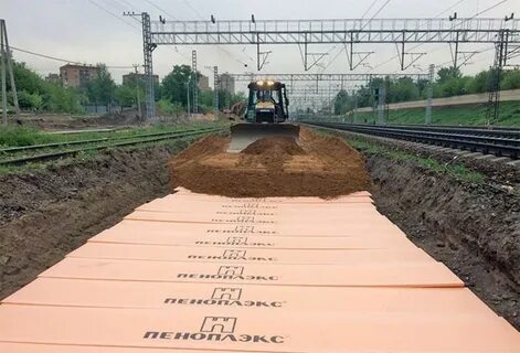 Насыпь при строительстве дороги 8