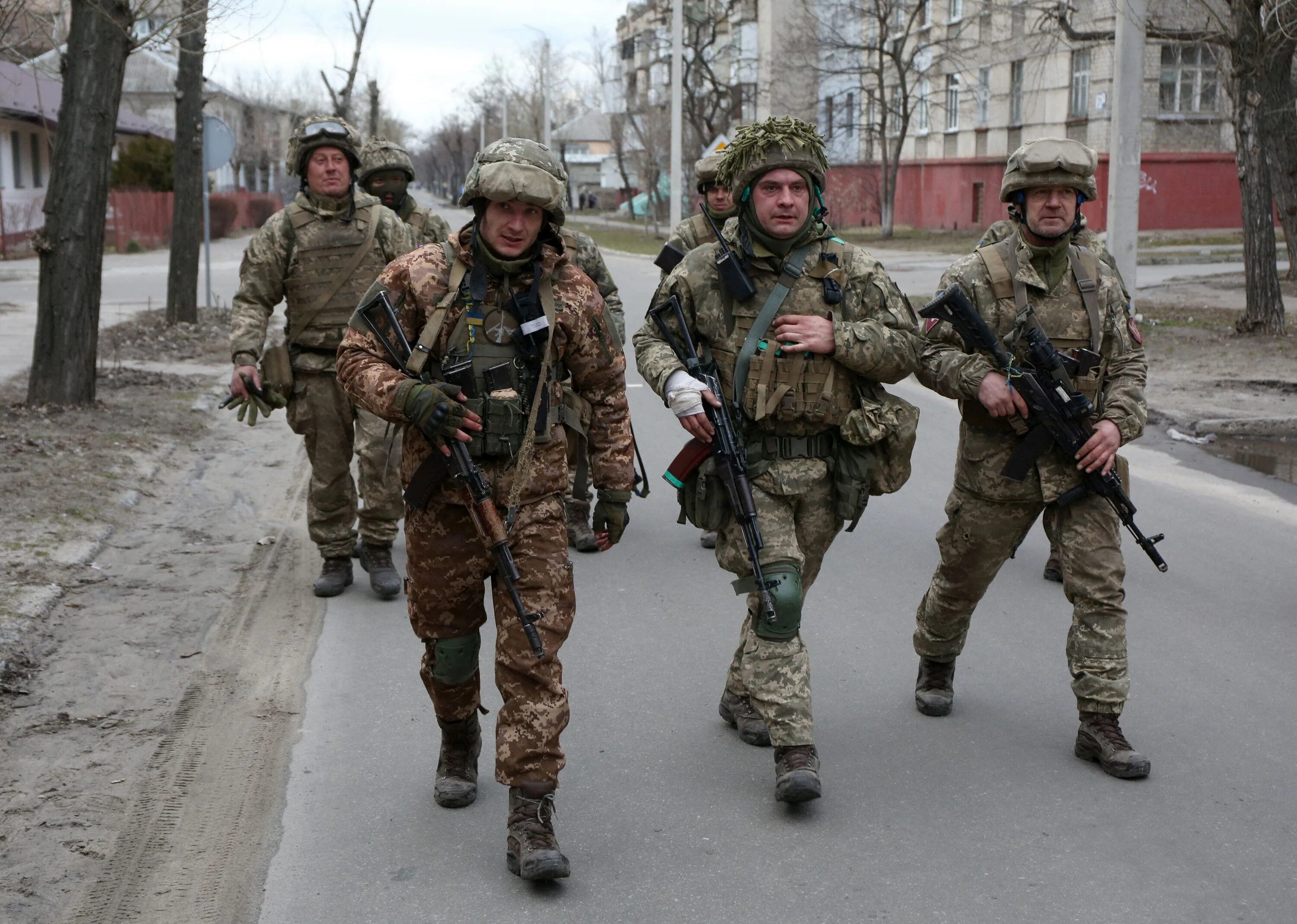 The russian soldiers fought. The russian soldiers fought. The russian soldiers fought. The russian soldiers fought. Солдаты в херсоне.