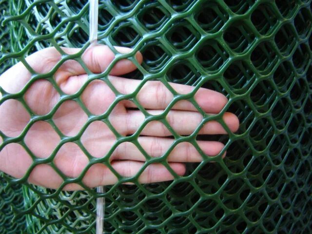 Сетка садовая коричневая. 1х30м сетка ветрозащитная, цвет зеленый. Пластиковая сетка ремонт. Пластиковая сетка ремонт. Plastic mesh.