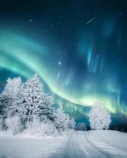 Северное сияние снег