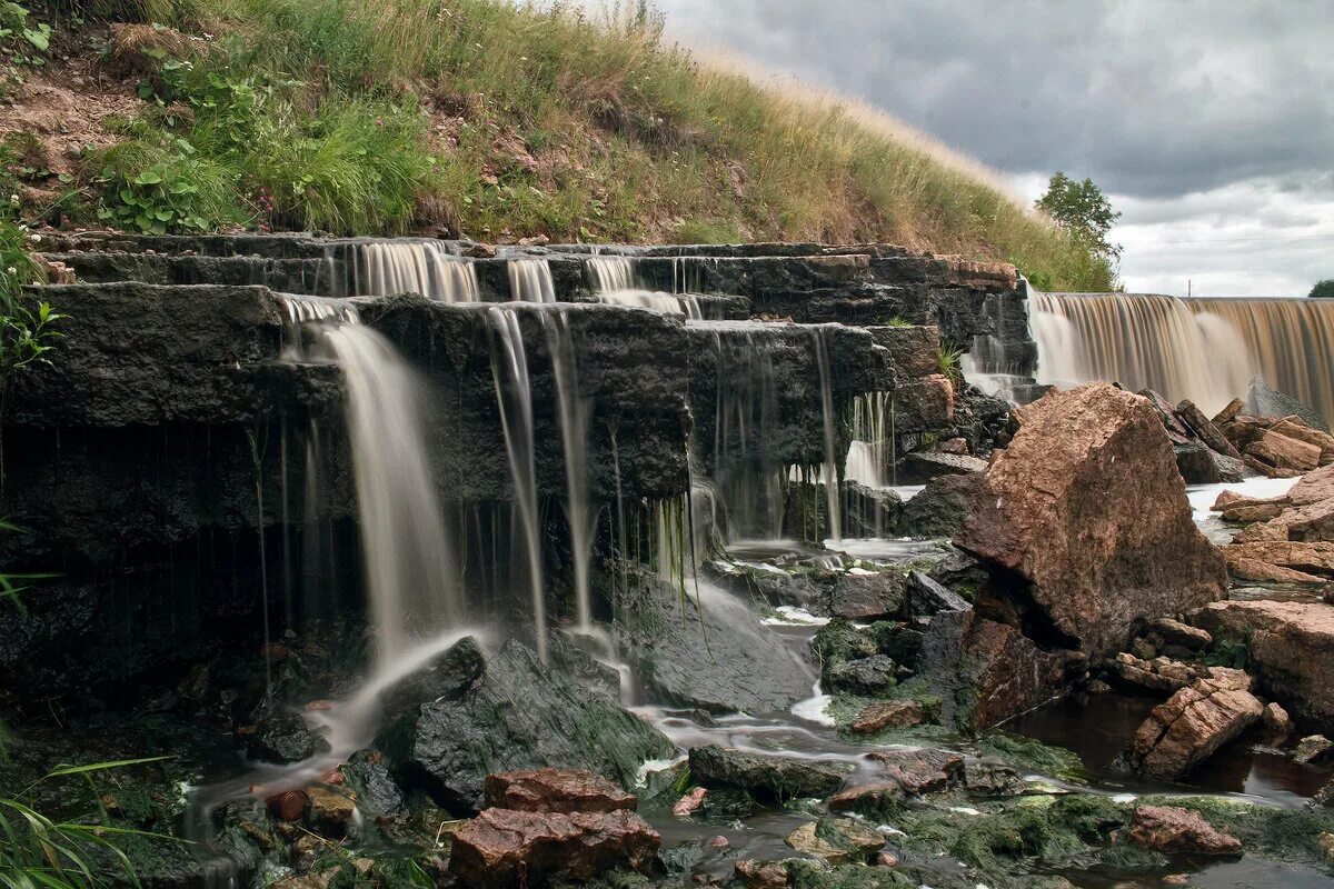 Большой тосненский водопад. Водопад Тосно Ленинградская область. Тосненский (Гертовский) водопад,. Водопад на реке Тосна. Тосненские водопады СПБ.