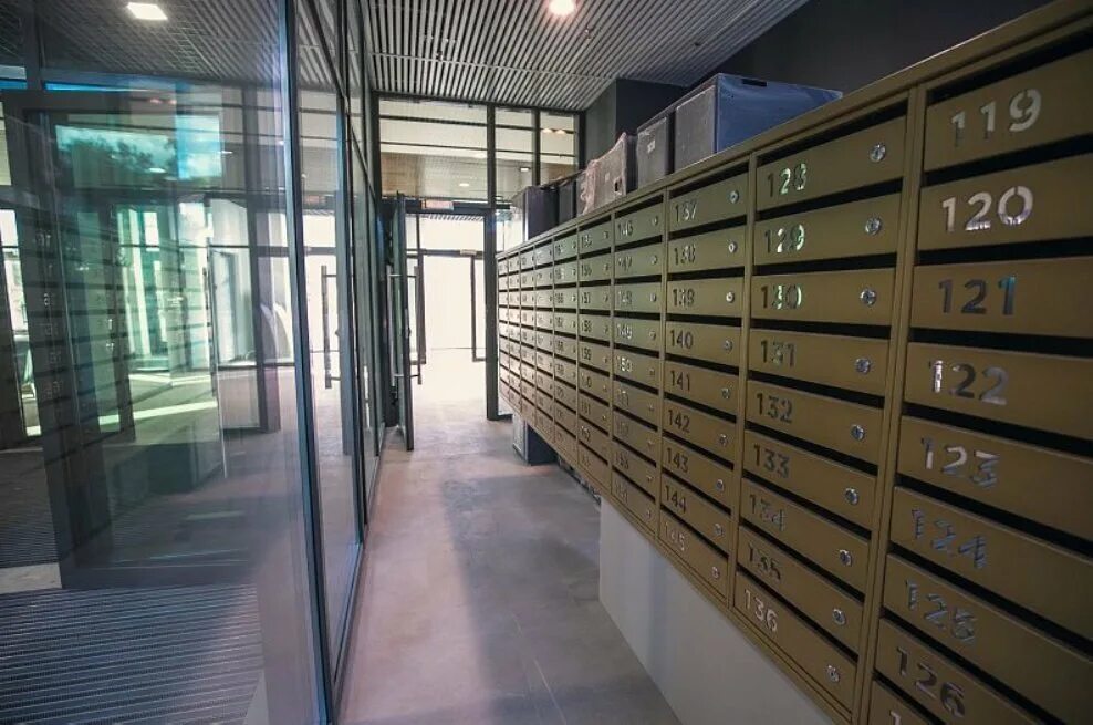 светильники настольные в форме параллелепипеда ссср-09. ящик фанерный 400. на грани в коробке. изготовить прямоугольный параллелепипед. 3ds max паллет.