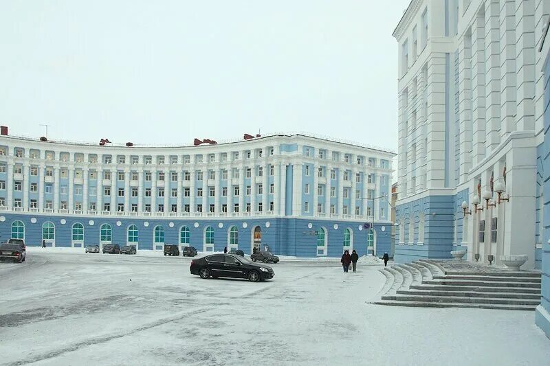 Норильск ленинский проспект сверху. Красноярский край норильск гвардейская площадь 2 норильский никель. Красноярский край норильск гвардейская площадь 2 норильский никель. Здания норильска. Норильск улицы города.