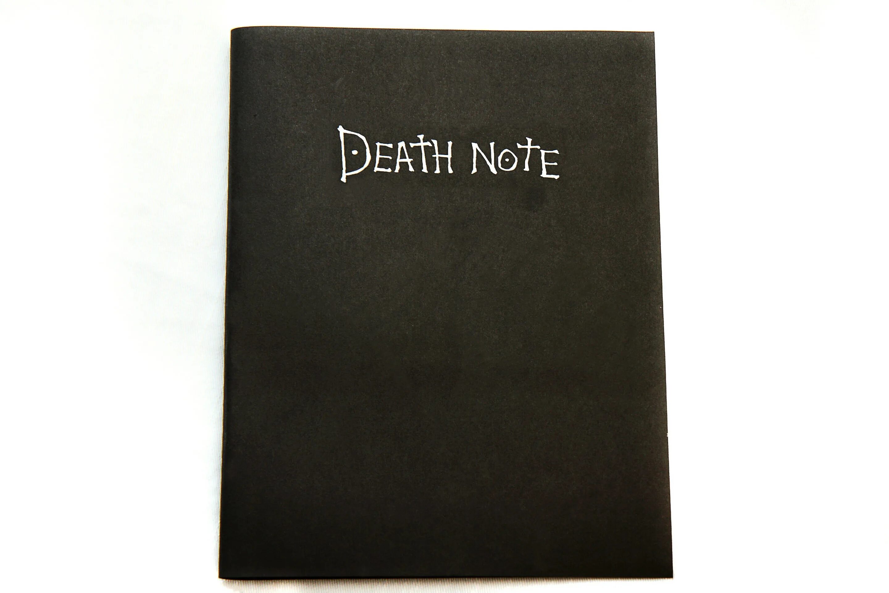 Книгу как она выглядит. Death Note тетрадь. Тетрадь смерти книга. Книга смерти. Тетрадь смерти тетрадка.