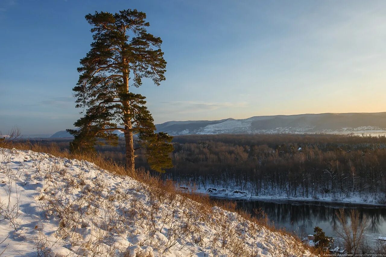 Рос самарской области. Жигулевские горы зима Самарская область. Мастрюковские озёра Самарская область зимой. Самара Жигулевские горы зимой.