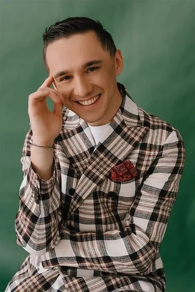 Ильнат фатхуллин. Ильнат фатхуллин. Певец ильнат фархуллин. Певец ильнат фархуллин семья. Ильнат фархуллин 2022.