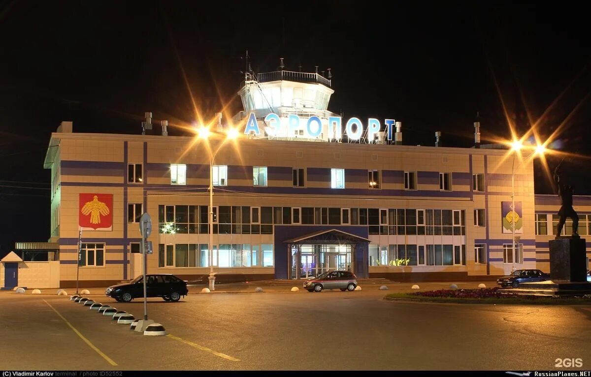 Сыктывкар летает. Рейсы сыктывкар усть цильма. Сыктывкар аэрофотосъемка. Гостиница полет сыктывкар. Самолет сыктывкар.