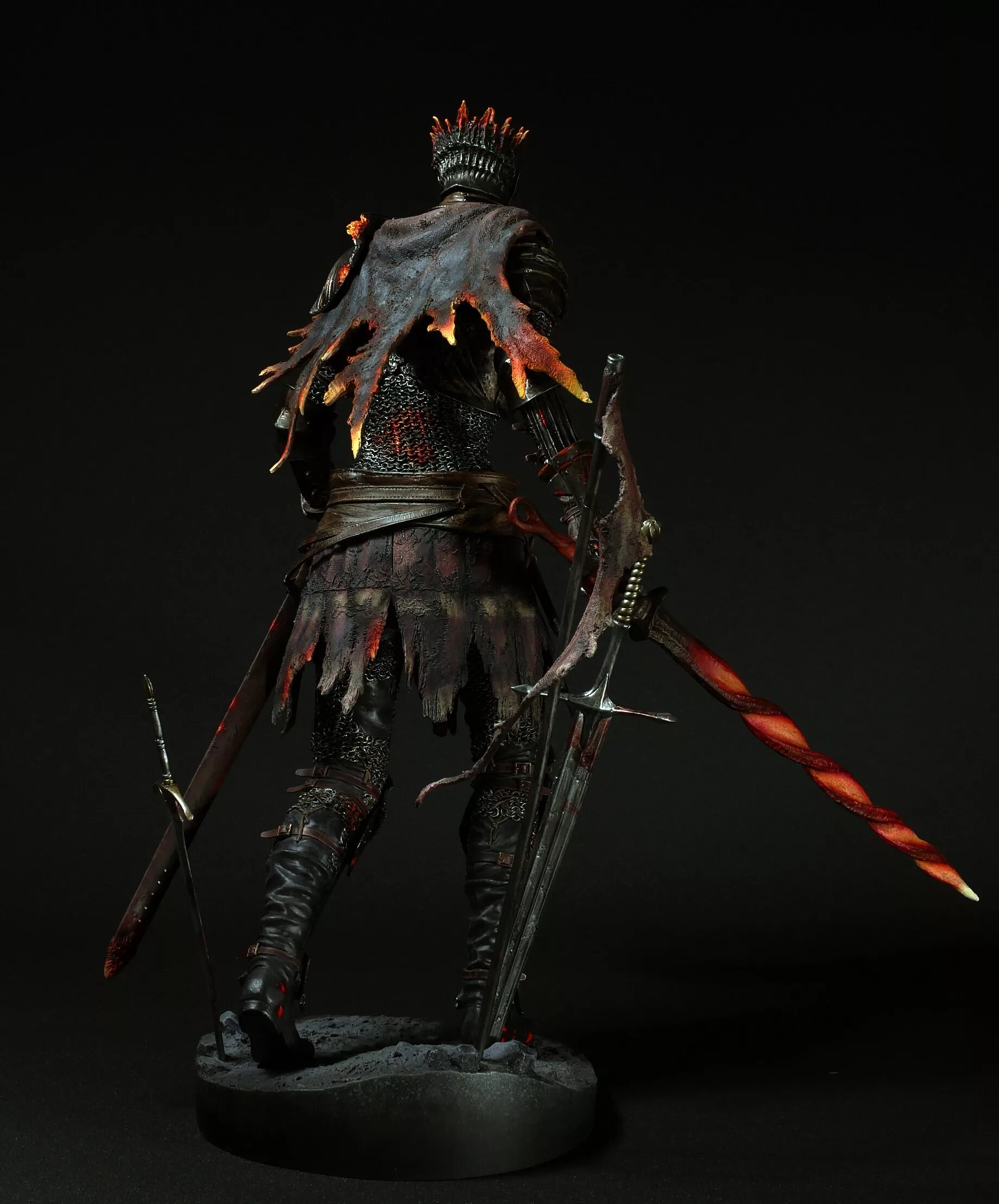 Вся броня в dark souls 3. Король аллант настоящий. Пепельный дарк соулс. Dark souls 3 душа пепла art. Ds2 дымный рыцарь.
