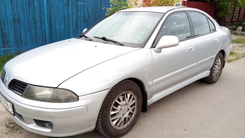 Каризма 1.3. Митсубиси Каризма 1995. Митсубиси Каризма японские. Mitsubishi Carisma Turbo. Mitsubishi Carisma 1995 Interior Wood.