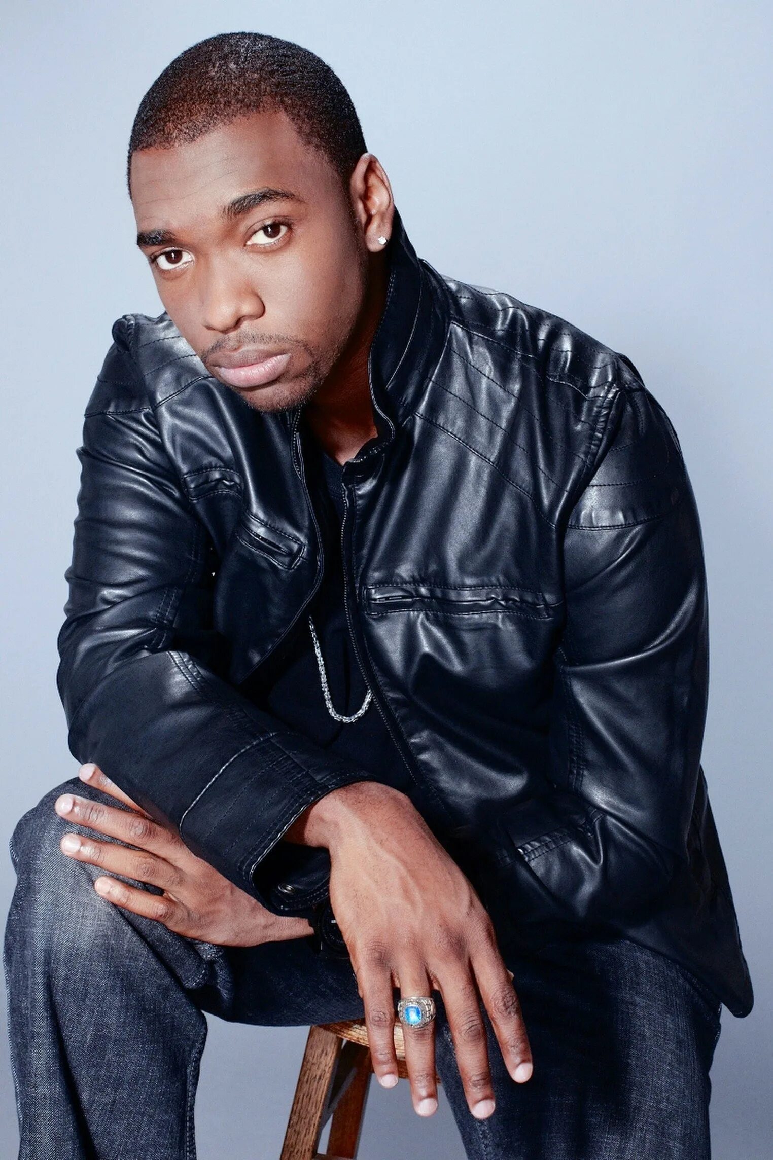 Jay pharoah kevin hart. Джей фароа. Waited famous. Jay. Waited famous.