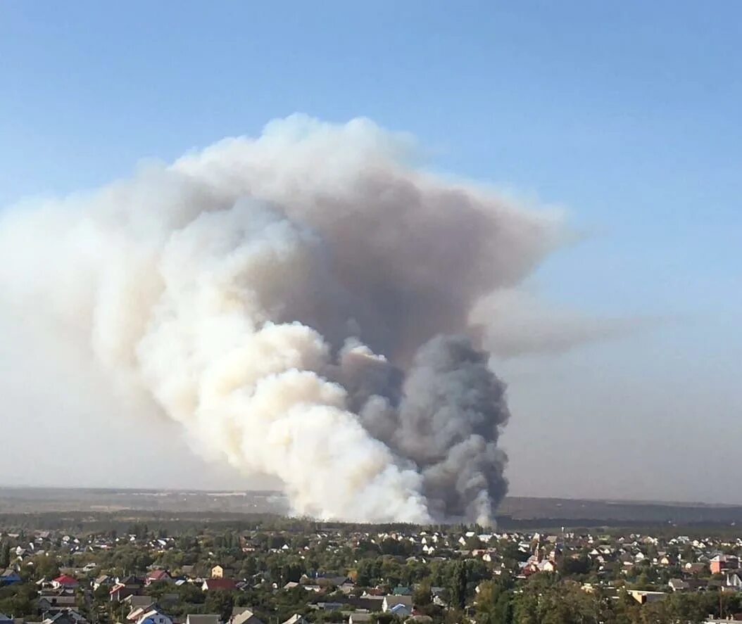 Взрыв в анне воронежской области. Пожары в Воронежской области. Пожар в Воронеже. Пожар в Воронеже сейчас. Пожары Воронеж 2020.