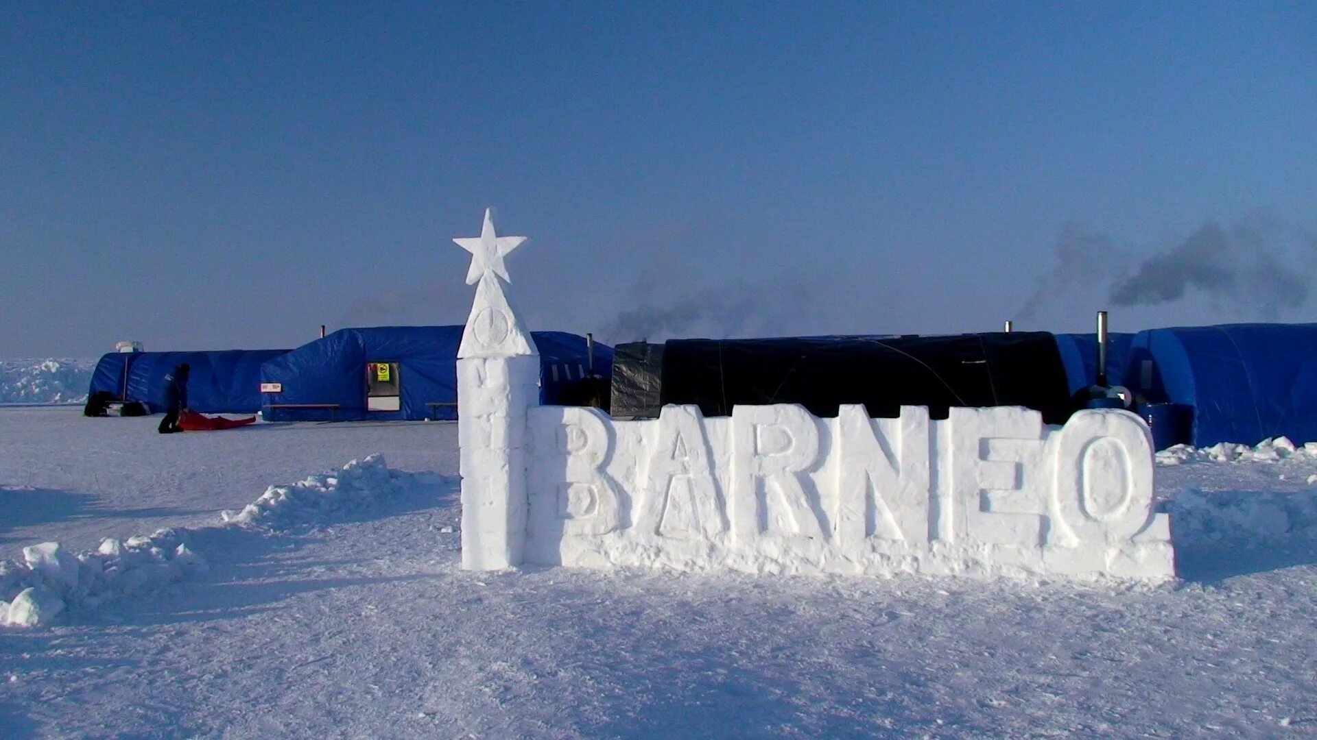 Ice camp. Барнео Северный полюс. Российская ледовая дрейфующая станция Барнео. Полярная станция Барнео. Арктическая станция Барнео.