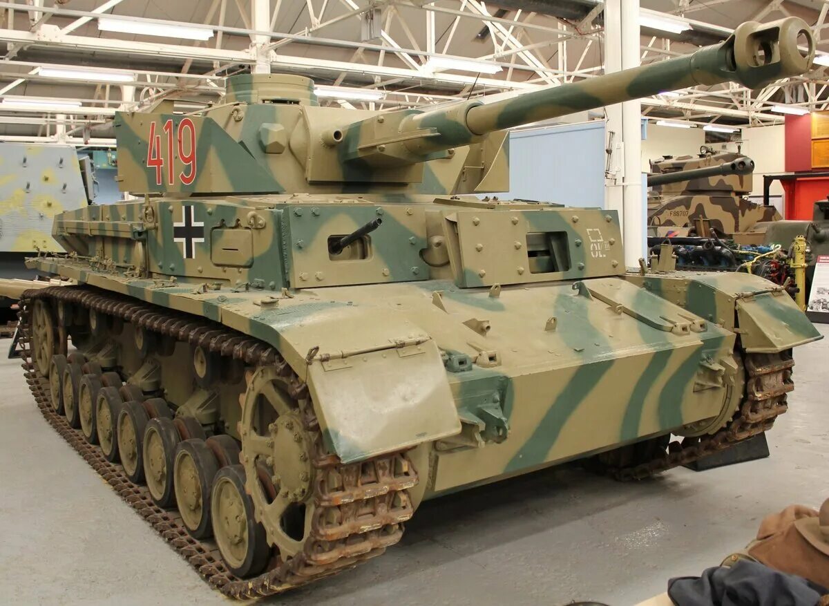 Panzer iv. PZ 4 f2. Танк Панзер 4. Танк т-4 немецкий. Танк панцер т 4.