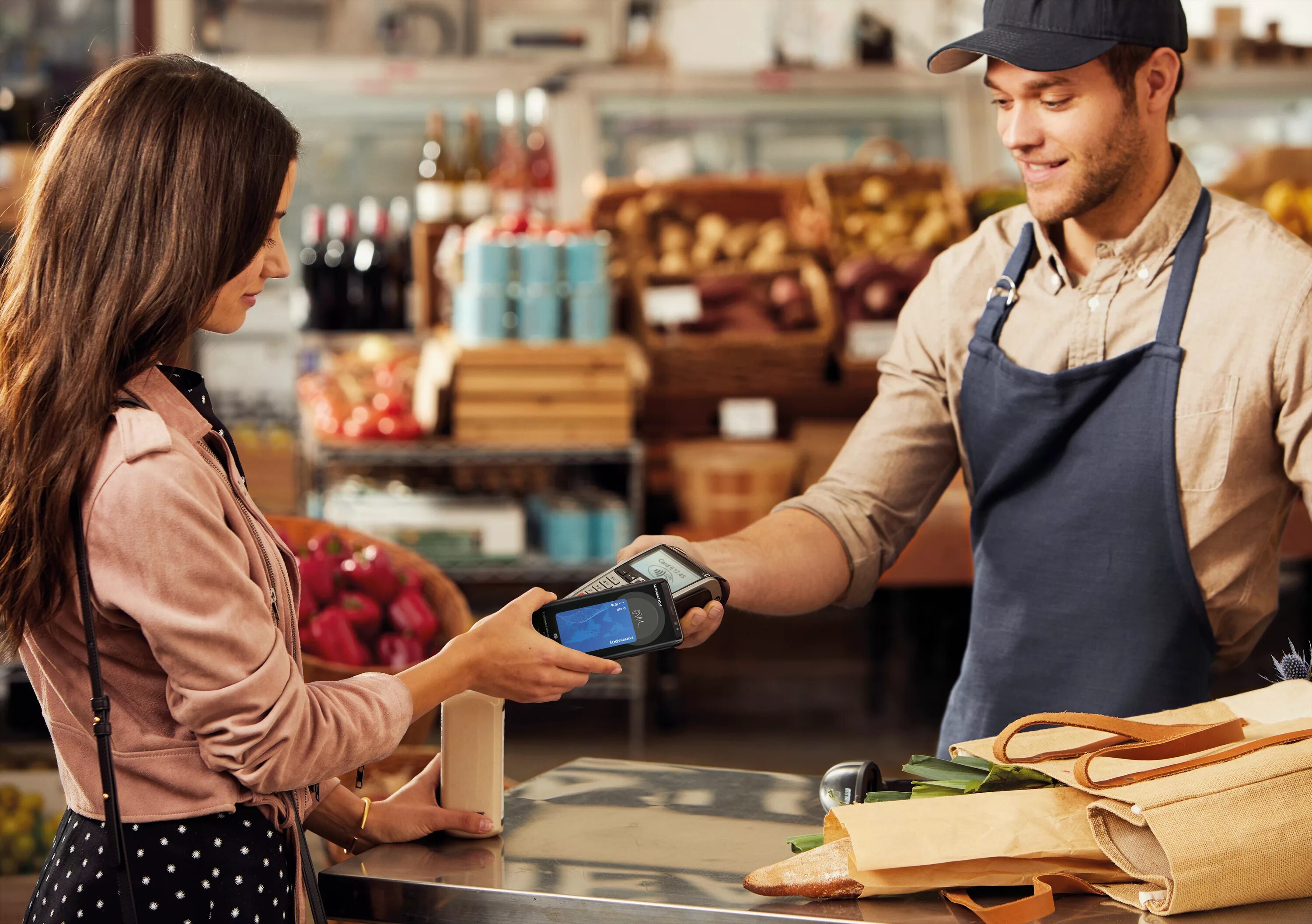 The watch is in the shop. Pay in shop. Новинка in the shop. Supermarket Salesman. Продавец самсунг.