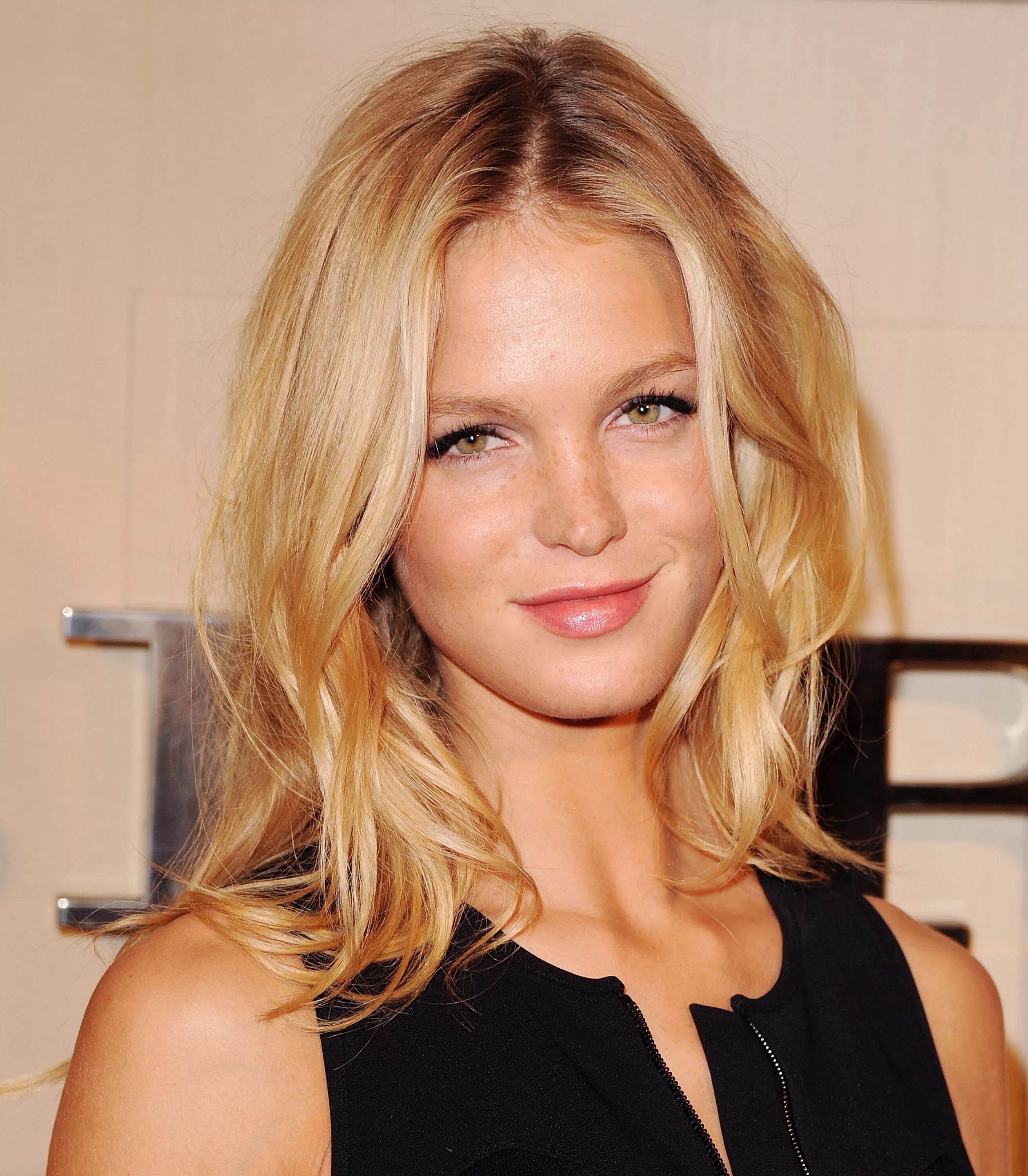 Эрин хизертон супермодели. Erin heatherton dress. Tami erin. Эрин макнаут. Эрин хитертон.
