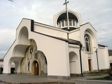 Храм ее