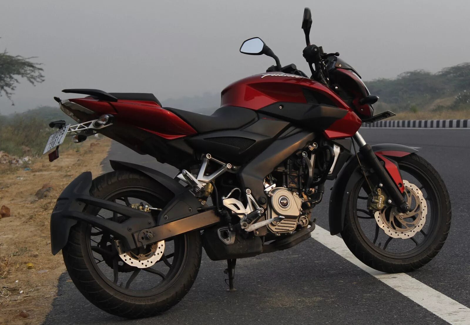 Баджадж пульсар нс. Баджадж пульсар нс 200. Баджадж пульсар нс. Bajaj pulsar ns200. Bajaj pulsar ns200.