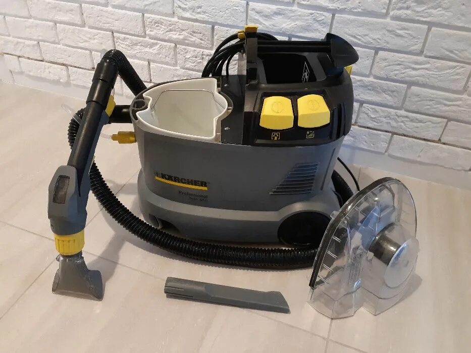 Взять в аренду пылесос. Пылесос karcher puzzi 8. керхер puzzi 81. пылесос karcher puzzi 81 c. моющий пылесос karcher puzzi 81 c.