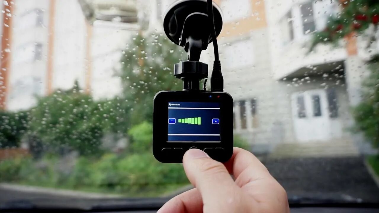 Видеорегистратор не видит флешку. Navitel r300 gps. видеорегистратор navitel r300. navitel видеорегистратор navitel r300 gps. видеорегистратор navitel r300 dvr gps (база радаров).